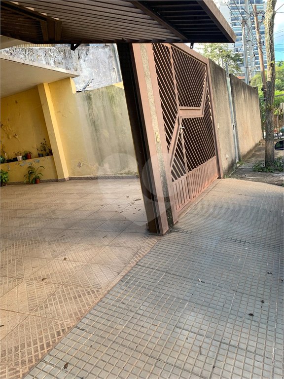 Sobrado à venda com 2 quartos em Santana, São Paulo, SP
