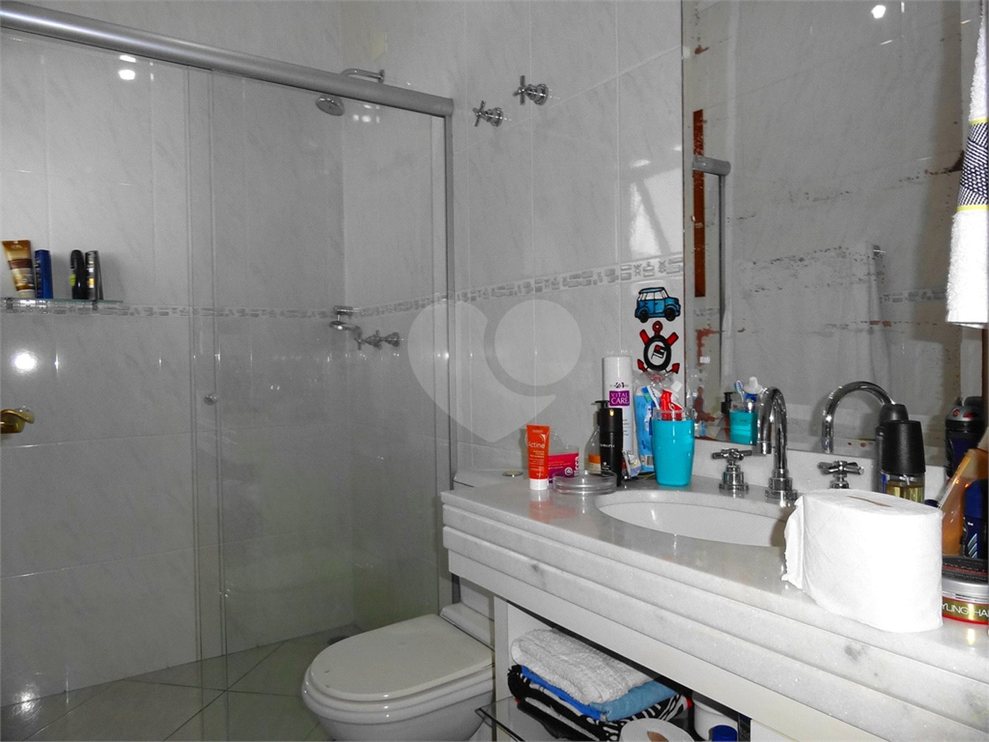 Sobrado à venda com 4 quartos, sendo 2 suítes, em Horto, São Paulo, SP