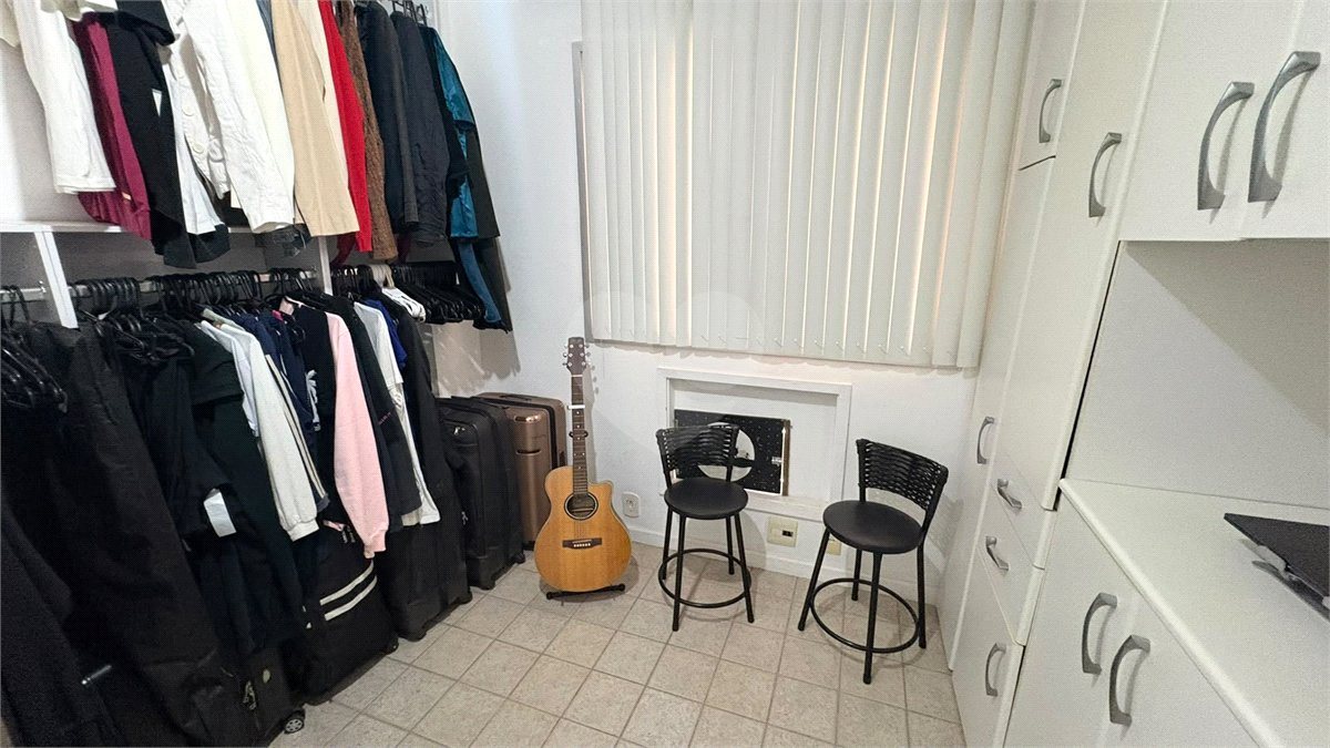 Apartamento à venda com 2 quartos, sendo 1 suíte, em Vila Isabel, Rio de Janeiro, RJ