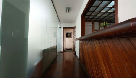 Casa à venda com 4 quartos, sendo 2 suítes,  em Vila Alexandria, São Paulo, SP