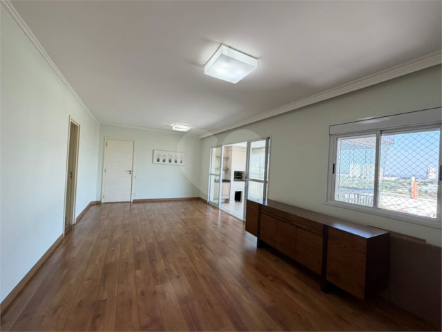 Apartamento à venda com 2 suítes em Jardim Marajoara, São Paulo, SP