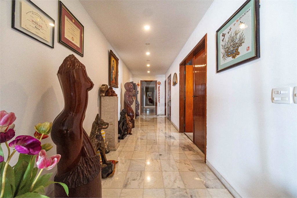 Apartamento à venda ou para alugar com 4 quartos, sendo 1 suíte,  em Jardim América, São Paulo, SP