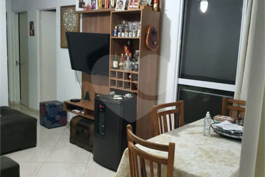 Apartamento condomínio Engenho Resende