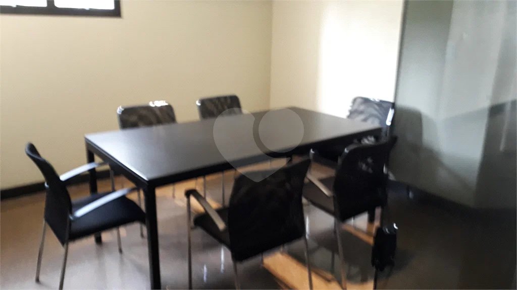 Apartamento à venda mobiliado nos Jardins — 126 m²