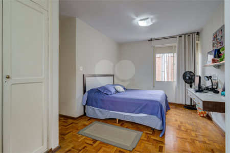 Casa à venda ou para alugar com 4 quartos, sendo 2 suítes, em Ibirapuera, São Paulo, SP