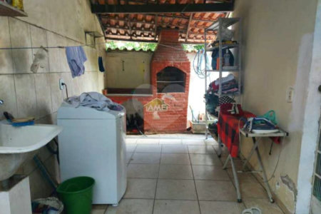 Casa à venda com 2 quartos, sendo 1 suíte, no condomínio River Plate, Rio de Janeiro - RJ