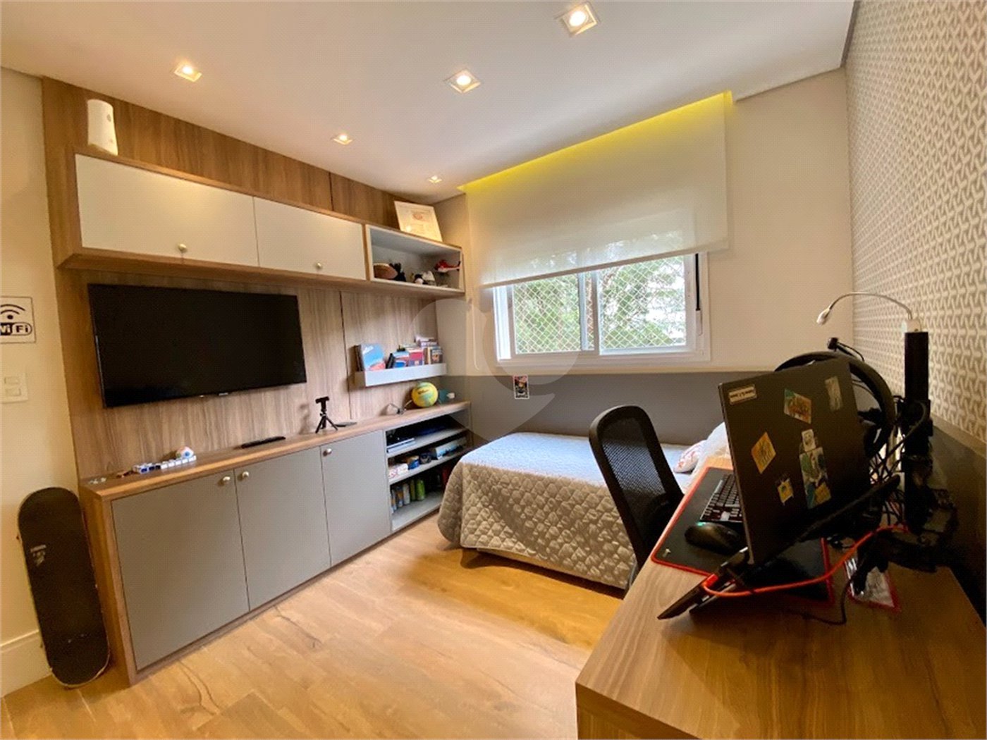 Apartamento à venda com 3 suítes em Vila Suzana, São Paulo, SP