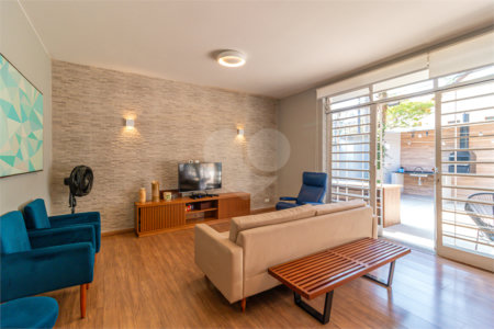 Casa Térrea à venda com 3 quartos, sendo 1 suíte, em Chácara Santo Antônio, São Paulo, SP