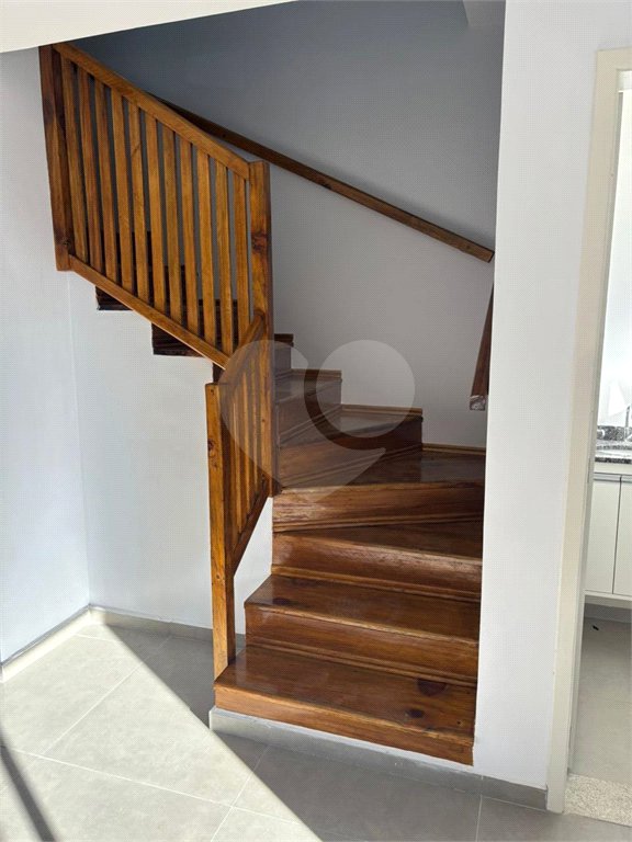 Casa à venda com 3 quartos, sendo 1 suíte, no condomínio Marselha IV, São Roque - SP