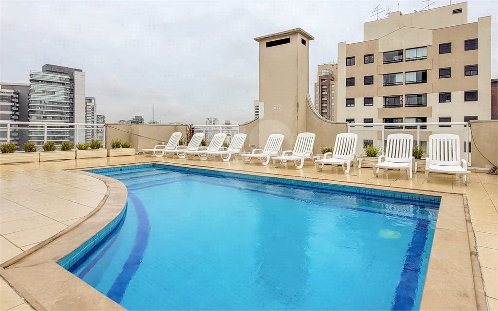 Apartamento à venda ou para alugar com 2 quartos, sendo 1 suíte, em Vila Olímpia, São Paulo, SP