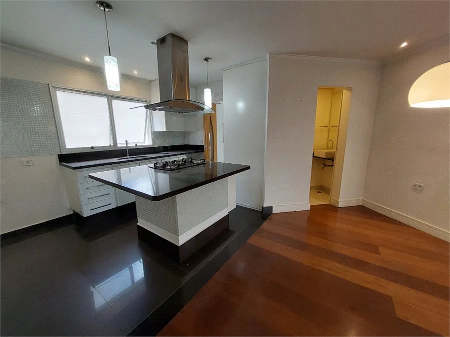 Apartamento à venda com 2 suítes em Vila Gertrudes, São Paulo, SP