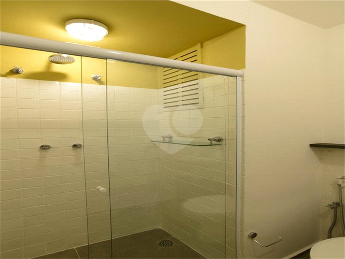 Apartamento à venda com 4 quartos, sendo 2 suítes, em Vila Olímpia, São Paulo, SP