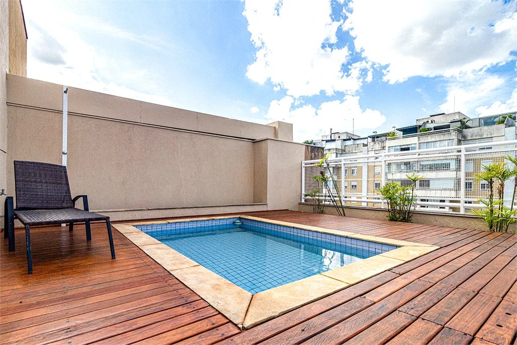 Cobertura para alugar com 3 suítes em Paraíso do Morumbi, São Paulo, SP