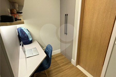 Apartamento à venda com 2 suítes em Vila Anastácio, São Paulo, SP