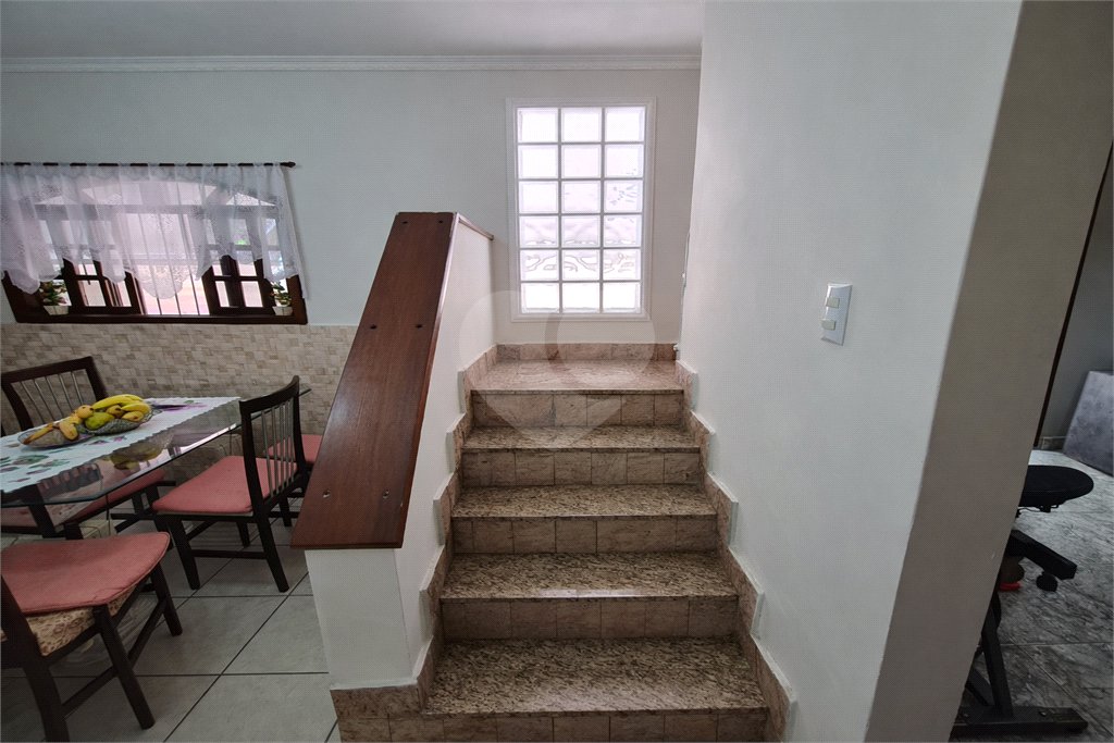 Casa à venda com 3 quartos, sendo 1 suíte, em Centreville, Santo André, SP