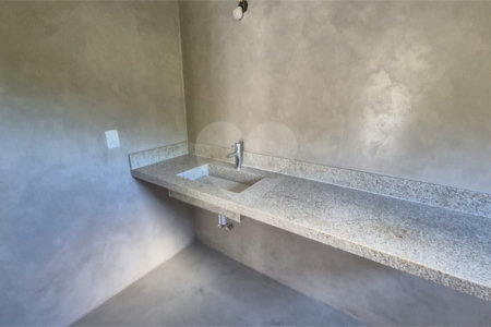 Casa à venda com 8 quartos, sendo 7 suítes, em Ferradura, Armação dos Búzios, RJ