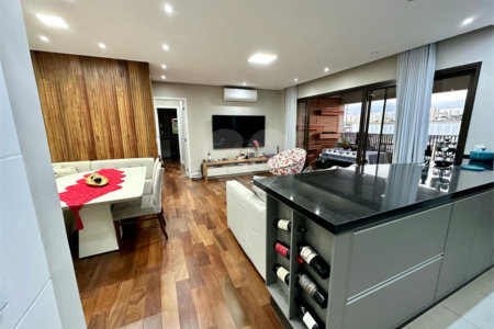 Apartamento à venda com 3 suítes em Vila Monumento, São Paulo, SP
