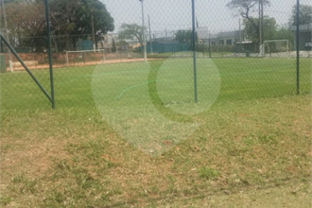 Casa à venda com 3 suítes no condomínio Terras de Mont Serrat, Salto - SP