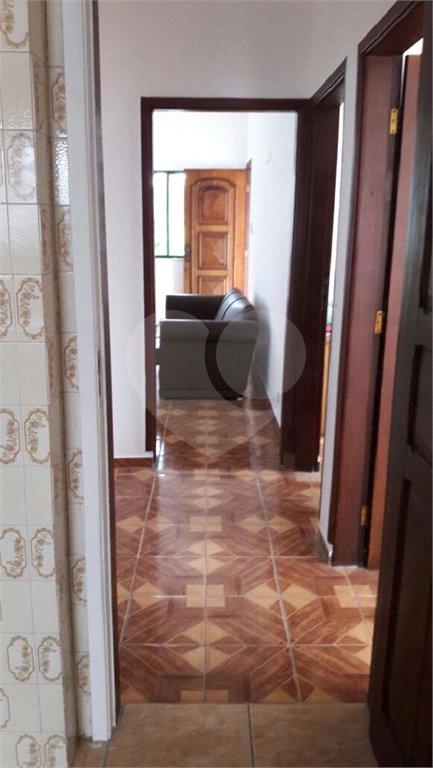 Casa Térrea à venda ou para alugar com 4 quartos, sendo 1 suíte, em Jardim Aeroporto, São Paulo, SP