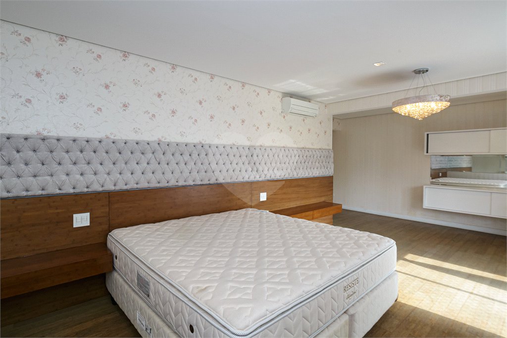 Apartamento à venda com 3 suítes em Alto da Boa Vista, São Paulo, SP