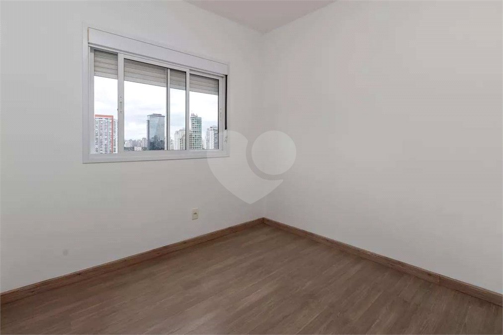 Apartamento à venda com 2 suítes em Vila Cordeiro, São Paulo, SP
