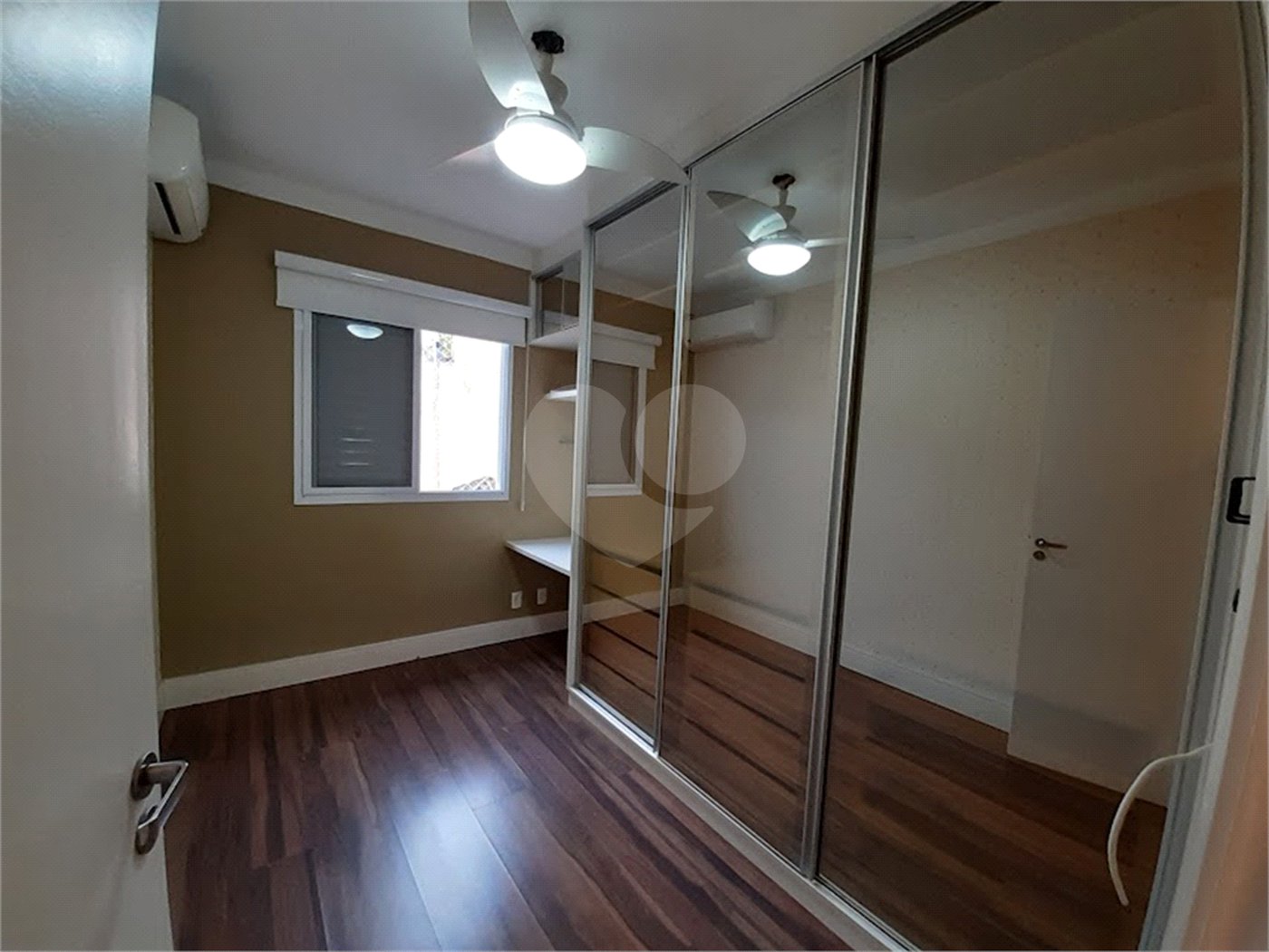 Casa à venda com 3 quartos, sendo 1 suíte, no condomínio Reserva Elton Ville., Sorocaba - SP