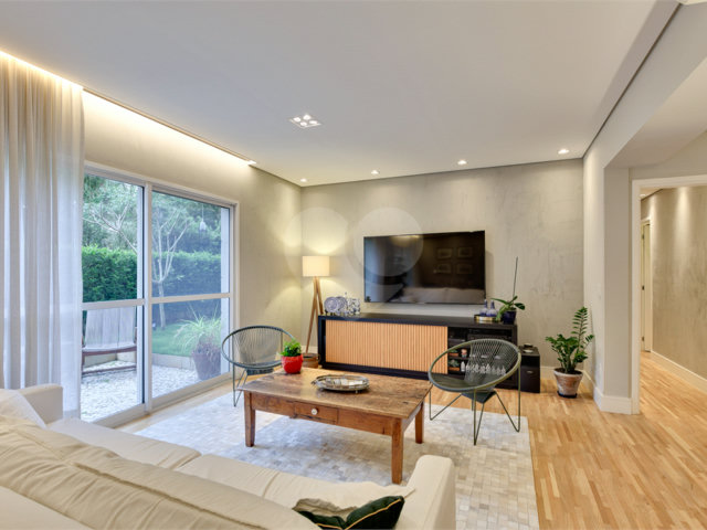 Apartamento à venda ou para alugar com 4 suítes em Granja Julieta, São Paulo, SP