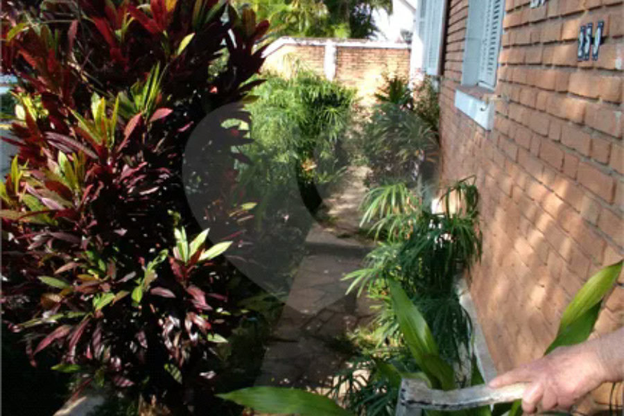 Casa à venda com 5 quartos, sendo 3 suítes, em Perdizes, São Paulo, SP