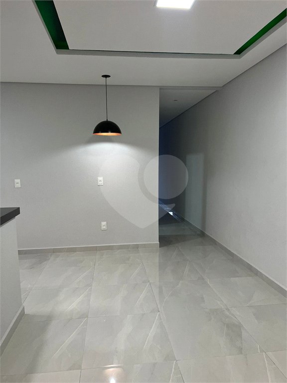 Casa à venda com 3 quartos, sendo 1 suíte, em Loteamento Serra dos Cristais, Várzea Paulista, SP