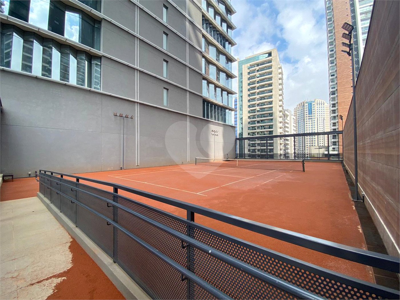 Apartamento à venda com 3 suítes em Jardim das Acácias, São Paulo, SP