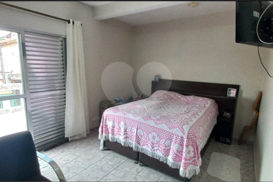 Sobrado à venda com 3 quartos, sendo 1 suíte,  em Tremembé, São Paulo, SP