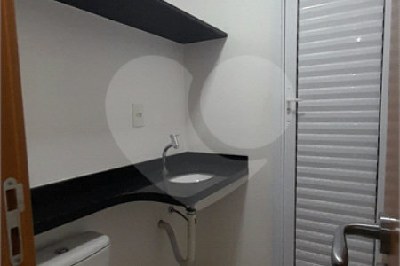 Sala para alugar em Vila Bastos, Santo André, SP