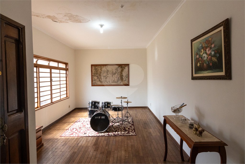 Casa à venda com 3 quartos, sendo 1 suíte, em Jardim São Luiz, Ribeirão Preto, SP