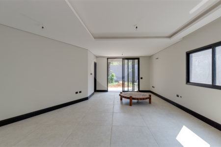 Casa à venda com 4 suítes no condomínio Reserva Robélia, São Paulo - SP