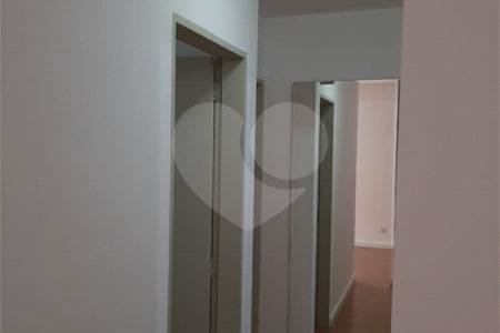 Apartamento à venda com 3 quartos em Vila dos Remédios, São Paulo, SP