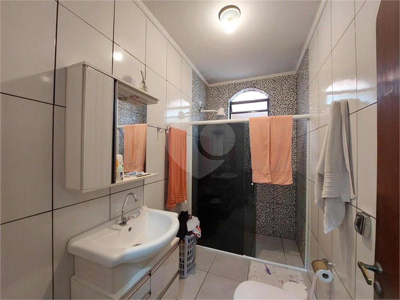 Casa à venda com 5 quartos, sendo 3 suítes, no Centro, Mairiporã, SP