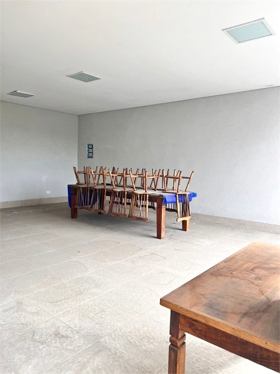 Sobrado à venda com 5 quartos, sendo 2 suítes, em Vila Inah, São Paulo, SP