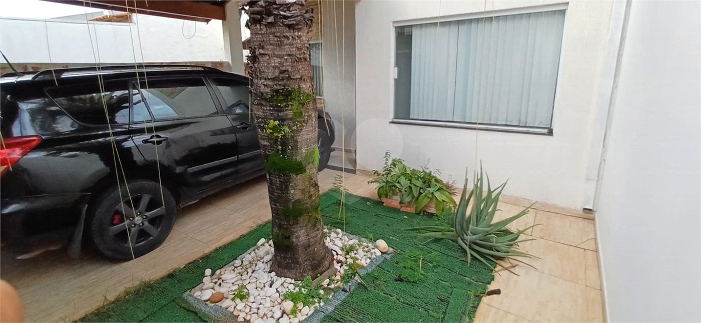 Sobrado à venda com 2 suítes em Loteamento Terras de São Pedro e São Paulo, Salto, SP