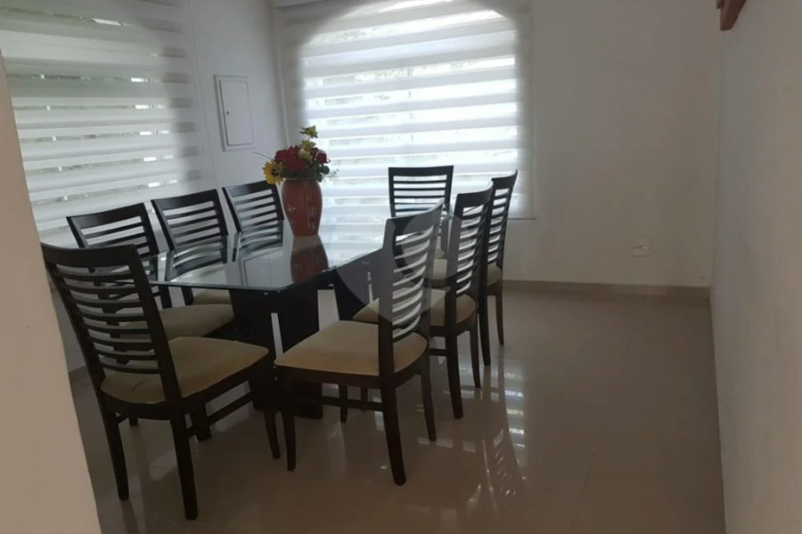 Casa à venda com 4 quartos, sendo 3 suítes,  em Tremembé, São Paulo, SP