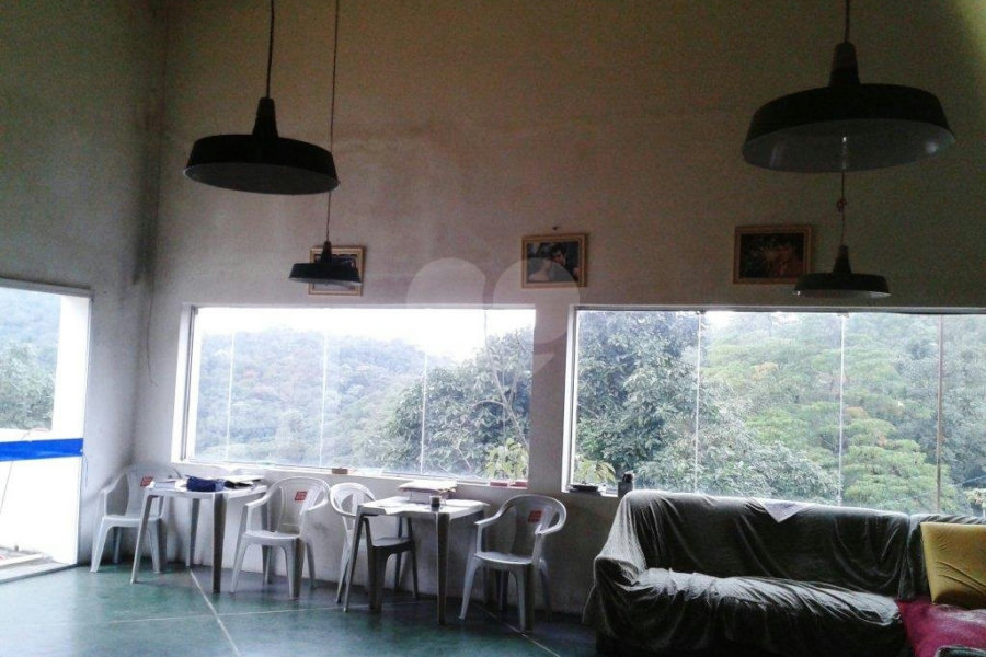 Casa à venda no condomínio Estrada Santa Ines,3250, Caieiras - SP