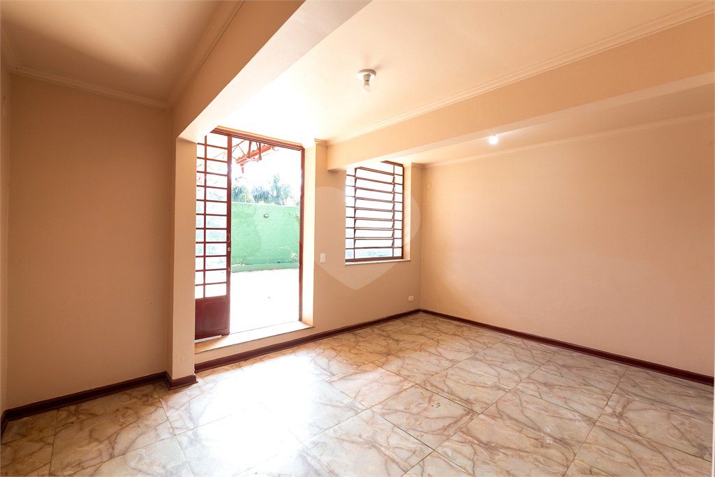 Casa à venda com 4 quartos, sendo 2 suítes, em Perdizes, São Paulo, SP