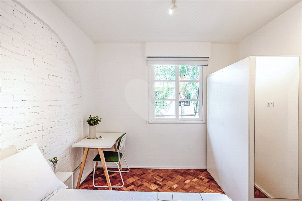 Apartamento à venda com 3 quartos em Vila Cordeiro, São Paulo, SP