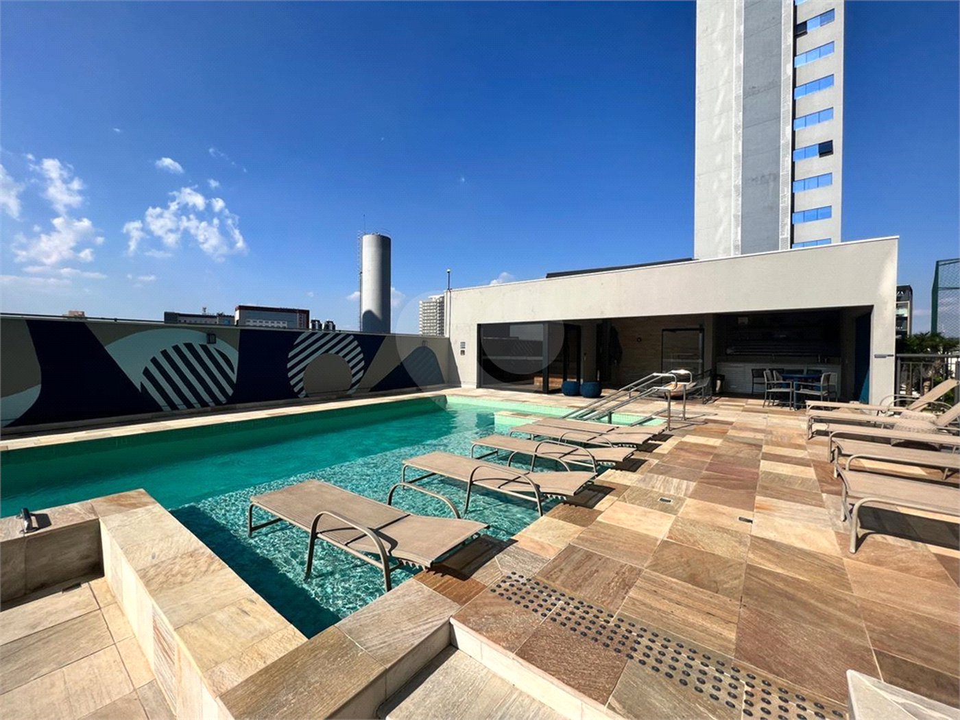 Apartamento à venda com 2 suítes em Parque Campolim, Sorocaba, SP