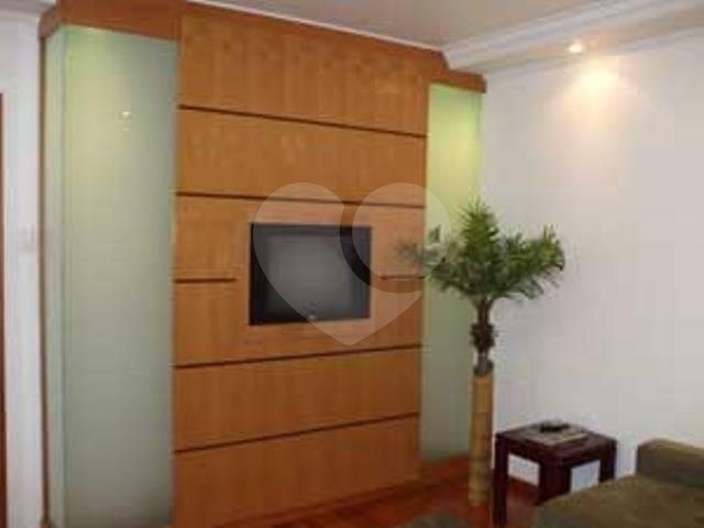 Sobrado à venda com 4 quartos, sendo 1 suíte, em Santa Teresinha, São Paulo, SP
