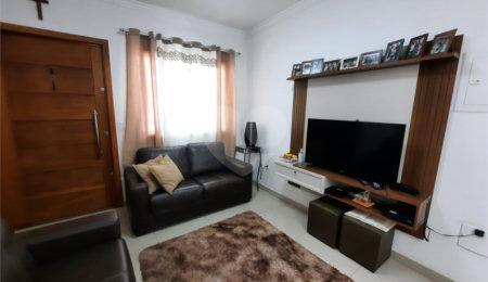 Sobrado à venda com 3 quartos, sendo 2 suítes,  em Vila Mazzei, São Paulo, SP
