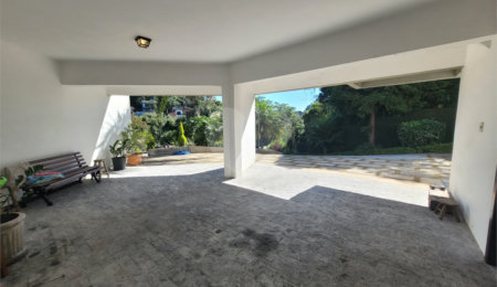 Casa à venda com 3 quartos, sendo 1 suíte, no condomínio Alpes da Cantareira, Mairiporã - SP