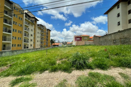 Terreno para venda no Jardim Gibertoni.