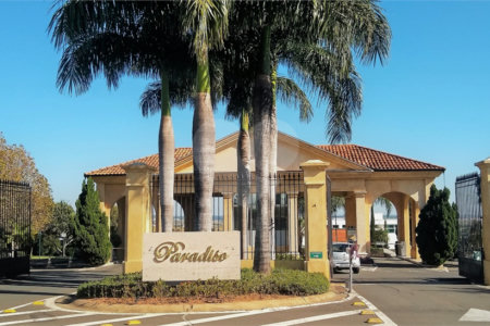 Casa à venda ou para alugar com 3 suítes no condomínio Jardim Vila Paradiso, Indaiatuba - SP