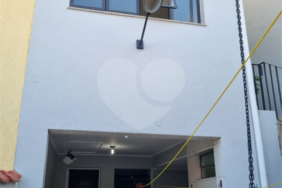 Sobrado à venda com 3 quartos em Tremembé, São Paulo, SP