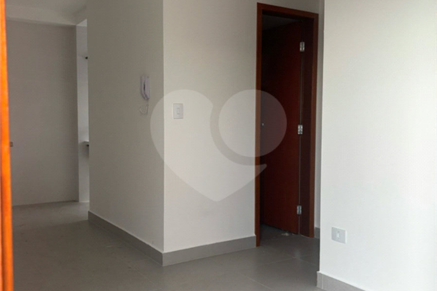 Casa à venda com 2 quartos, sendo 1 suíte, no condomínio Maracujas, São Paulo - SP